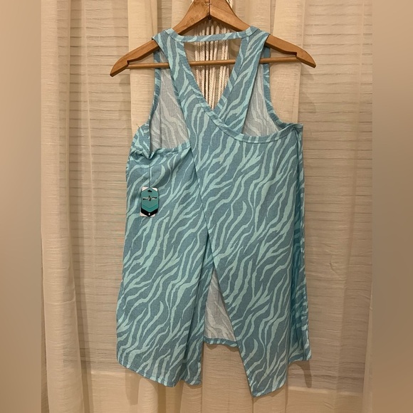 Lularoe Rise Triumphant Tank knot Top Size Medium Stripe Waves NWT - Picture 2 of 6